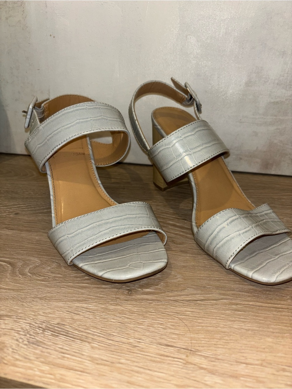 LC Lauren Conrad White Croc-Embossed Block Heel Sandals